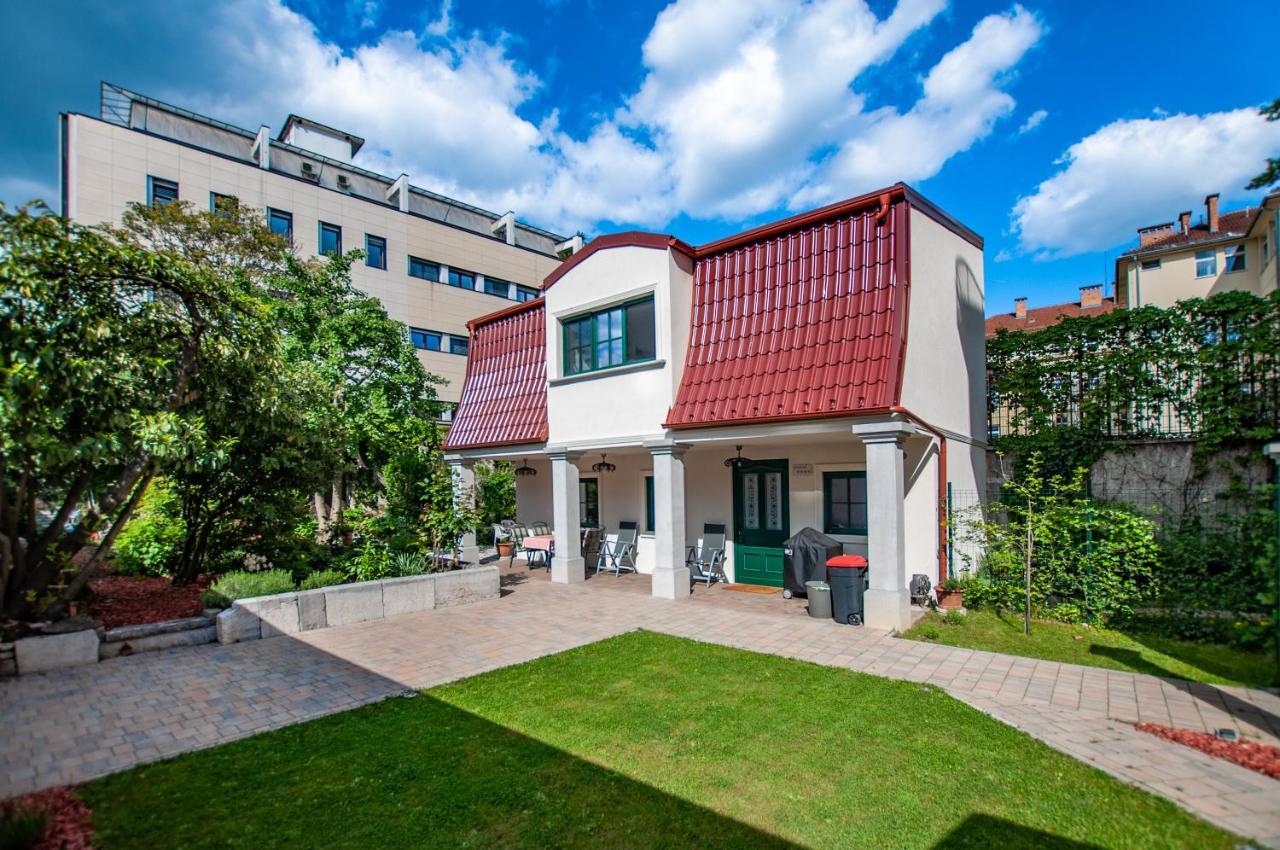 Entire House In The Center Of Ljubljana - Free Parking - Dragon Garden Pavilion Ljubljana Buitenkant foto